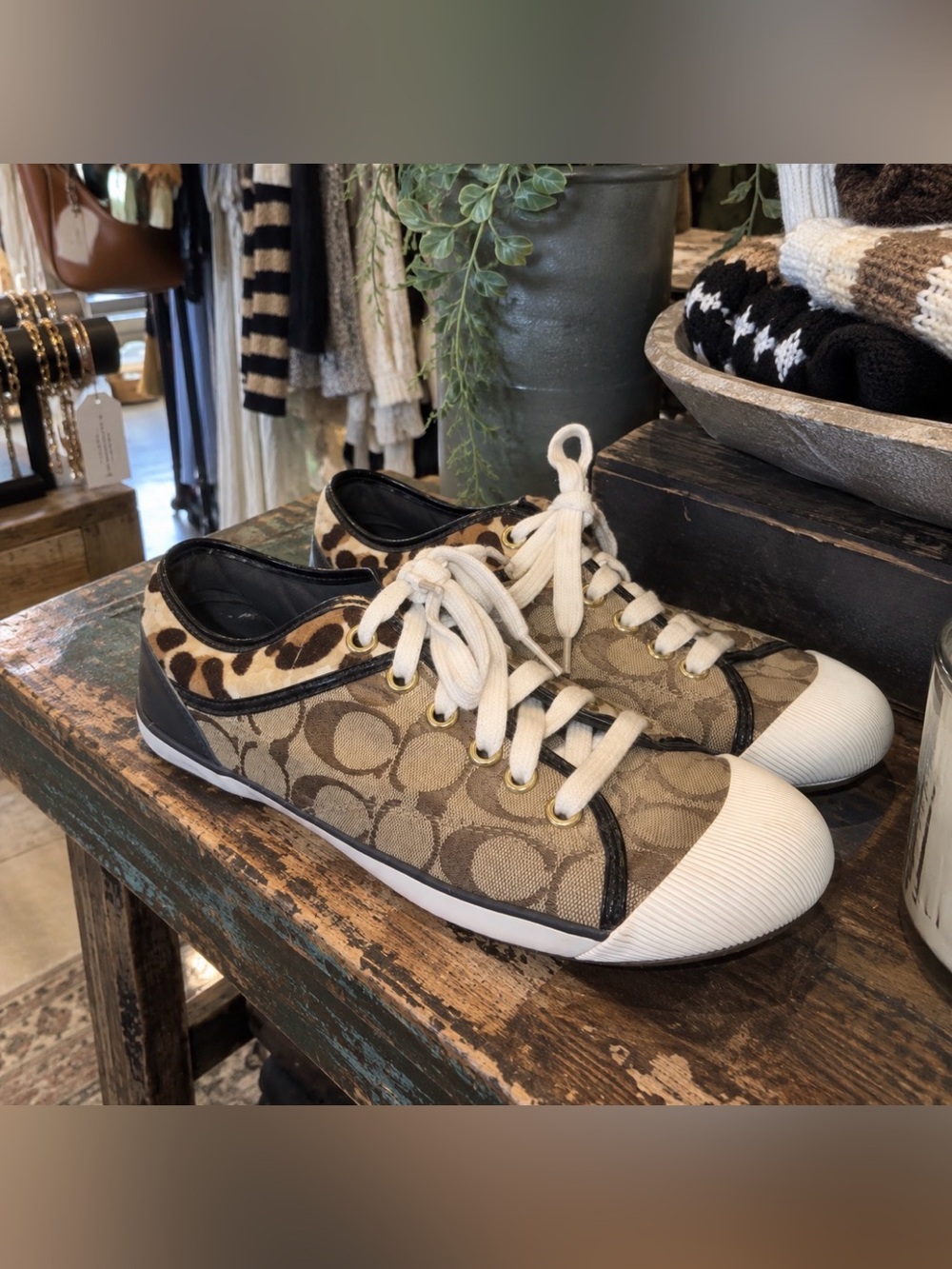 Coach Signature C Leopard Print Fashion Brown Sneakers Women's Size 9 B